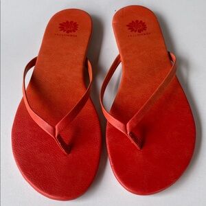 YELLOWBOX DAFFODIL RED THING SANDALS SIZE 7